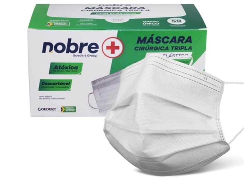 Máscara tripla com elástico